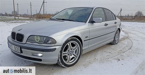 BMW E46 automobilis