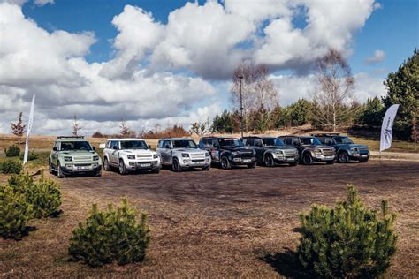 Land Rover visureigių gamos teminė nuotrauka