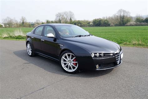 Alfa Romeo 159 sedanas
