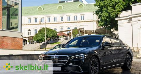 Naujausio Mercedes-Benz M-klasės visureigio interjero nuotrauka