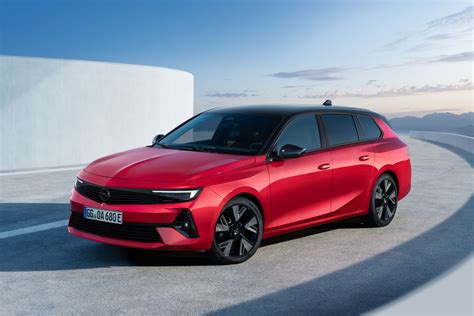 Opel Astra Sports Tourer bagažinės erdvės schema