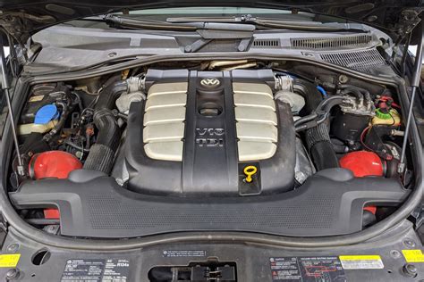 Volkswagen Touareg V10 TDI interjero nuotrauka