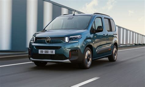 Citroen Berlingo II 1.6 HDi Vitamin variklio ir transmisijos schema