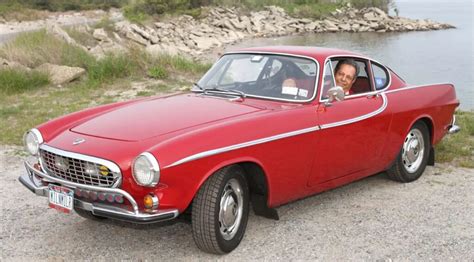 Irv Gordon su savo rekordiniu Volvo P1800