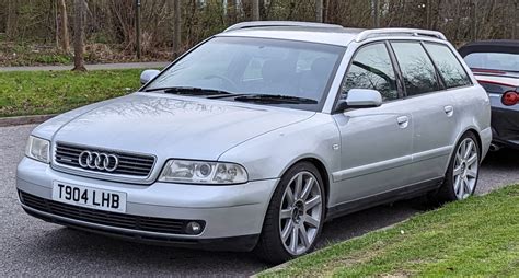Audi A4 B5 Avant amortizatoriaus statramsčio schema