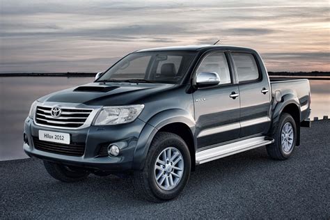 Toyota Hilux (2010) interjero nuotrauka