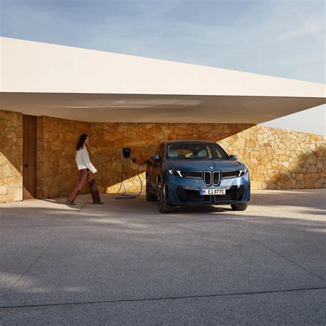 sudaužyto BMW automobilio nuotrauka