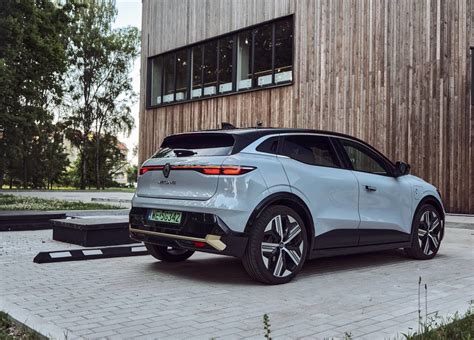 Fotografija, vaizduojanti naujos kartos Renault Megane