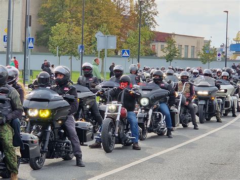 Motociklų variklių palyginimo schema