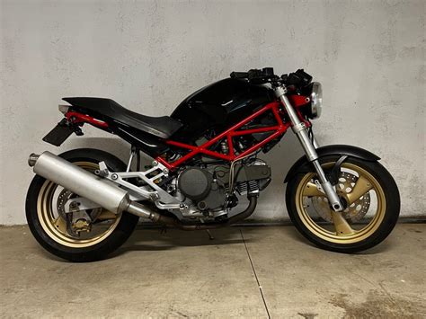 Motociklas Ducati Monster 600