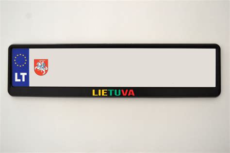pažeistas automobilio numerių rėmelis