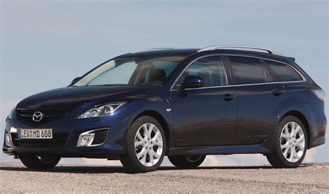 Mazda 6 (GH) universalo eksterjeras