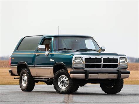 Dodge Ramcharger visureigio nuotrauka