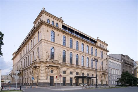 Panorama viešbučio fasadas Vilniaus senamiestyje