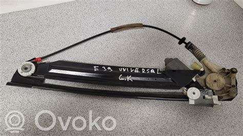 Avarinio bagažinės atidarymo mechanizmo vieta BMW E39 universale