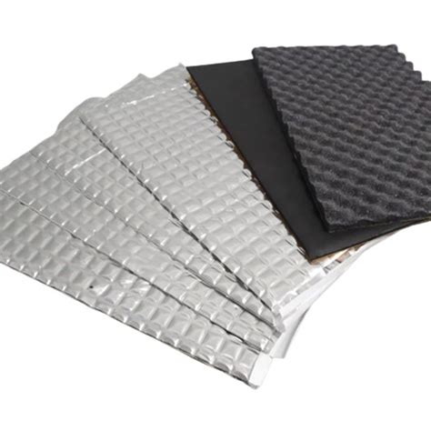 detali nuotrauka su skirtingais Silent Coat produktais ir jų tekstūromis