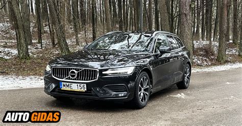 Naujausios kartos Volvo S60 su LED matricos žibintais