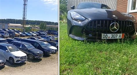 nuotrauka su automobilių eile prie sienos