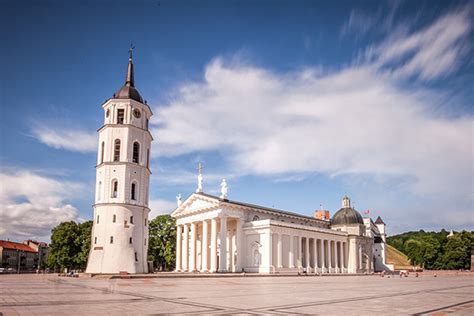 Vilniaus Katedra ir jos mokyklos atvaizdas XIV a. pabaigoje
