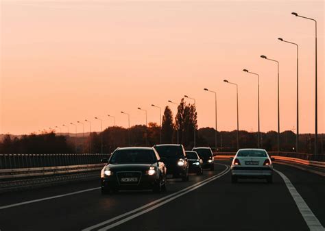 Schema, iliustruojanti automobilių vagysčių ir perdirbimo schemas
