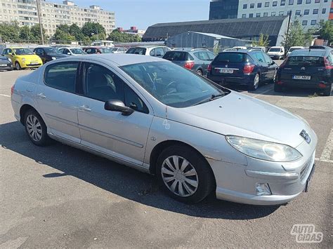 Peugeot 407 sedanas - bendras vaizdas iš priekio