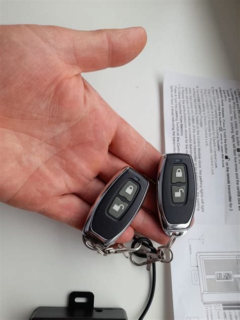 Renault Scenic centrinio užrakto komponentai ir imobilaizerio daviklis