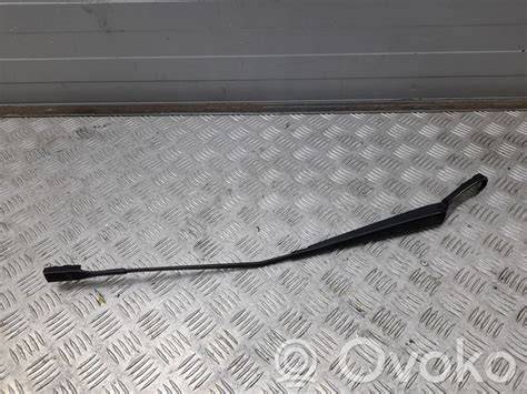 Priekinio stiklo valytuvų mechanizmo iliustracinė nuotrauka