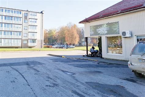 Paveikslėlis, vaizduojantis horizontalųjį stovėjimo ženklinimą