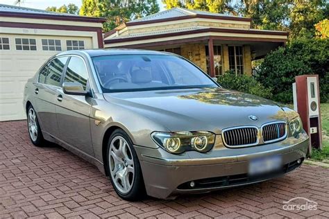 Tematinė nuotrauka su BMW E65 735i katalizatoriaus schema