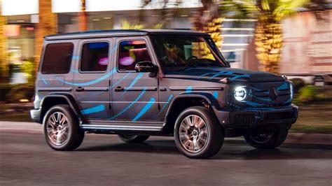 Mercedes-Benz G klasės profilio nuotrauka, rodanti ikoninį dizainą