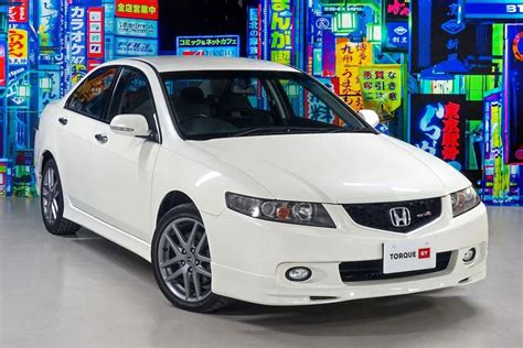 Honda Accord CL7 priekinių grotelių chromuotas apvadas