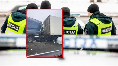 Sunkvežimio eismas Lenkijos kelyje