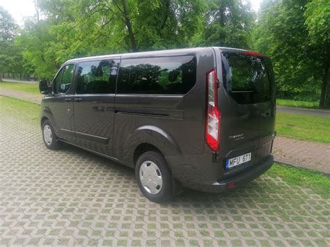 Tematinė nuotrauka su Ford Transit modeliu