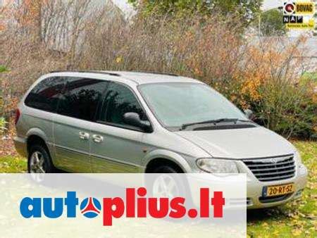Chrysler Voyager priekinių žibintų nuotrauka