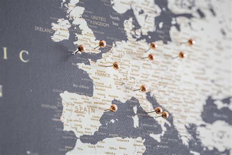 Žemėlapis, rodantis populiarias kelionių kryptis su nuomojamais mikroautobusais