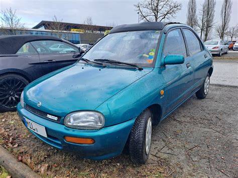 Asmeninė Mazda 121 pirkimo patirtis