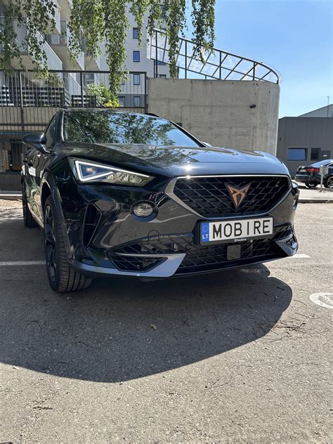 Tematinė nuotrauka: automobilis, kuris grąžinamas nuomos įmonei