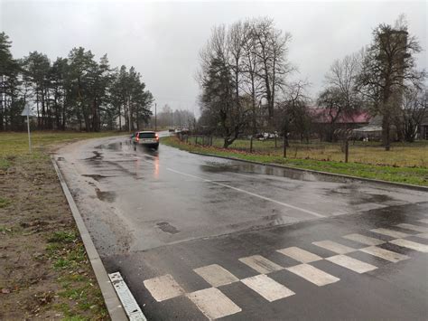 Tematinis nuotrauka: besimokantysis vairuoti su instruktoriumi Jurbarko mieste