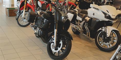 Tematinė nuotrauka: Įvairių tipų motociklai