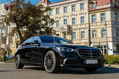 Mercedes-Benz C klasės sedanas, priekinis vaizdas