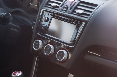 schema: automobilio radijo imtuvo užrakinimo priežastys ir saugumo principai