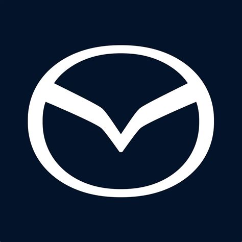 „Mazda“ automobilių parkas, demonstruojantis skirtingus modelius nuo miesto hečbekų iki visureigių