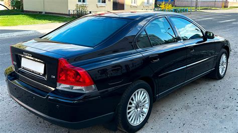 Volvo S60 D5 salono priekio ir galo schema su oro srautais