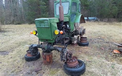 Schema su pagrindinėmis traktoriaus T-40 dalimis