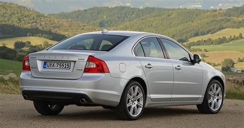 Volvo S80 saugumo sistemų infografika