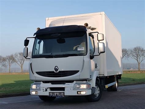 тематиinė nuotrauka su Renault Midlum sunkvežimiu