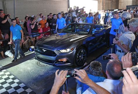 Fotoreportažas iš Ford Mustang gerbėjų susitikimo Vokietijoje, su įvairių kartų Mustang automobiliais