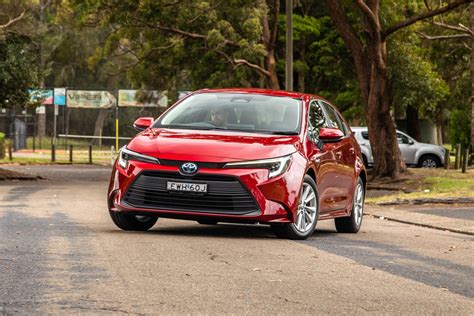 Toyota Corolla Hybrid variklio skyrius
