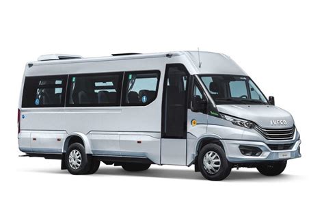 Iveco Daily Minibus ir Magirus ugniagesių automobilis