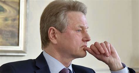 Oficialus Olos Källeniuso portretas